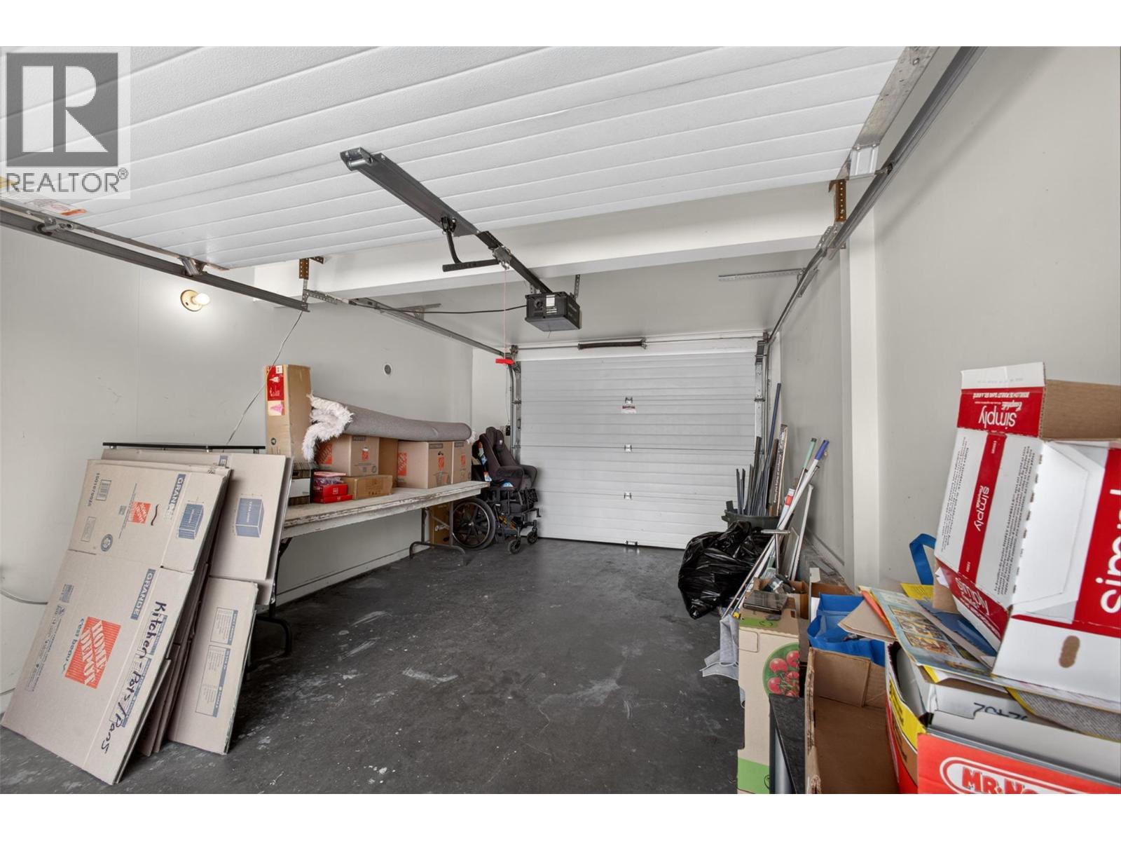 2647 Springfield Road, Kelowna