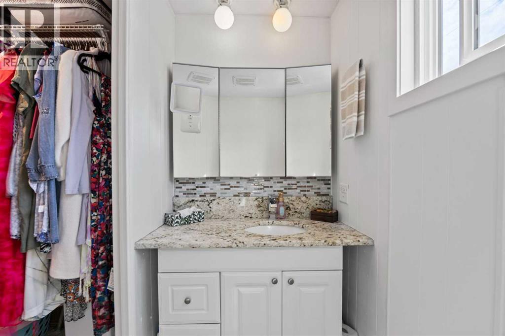 828 West Chestermere - 26