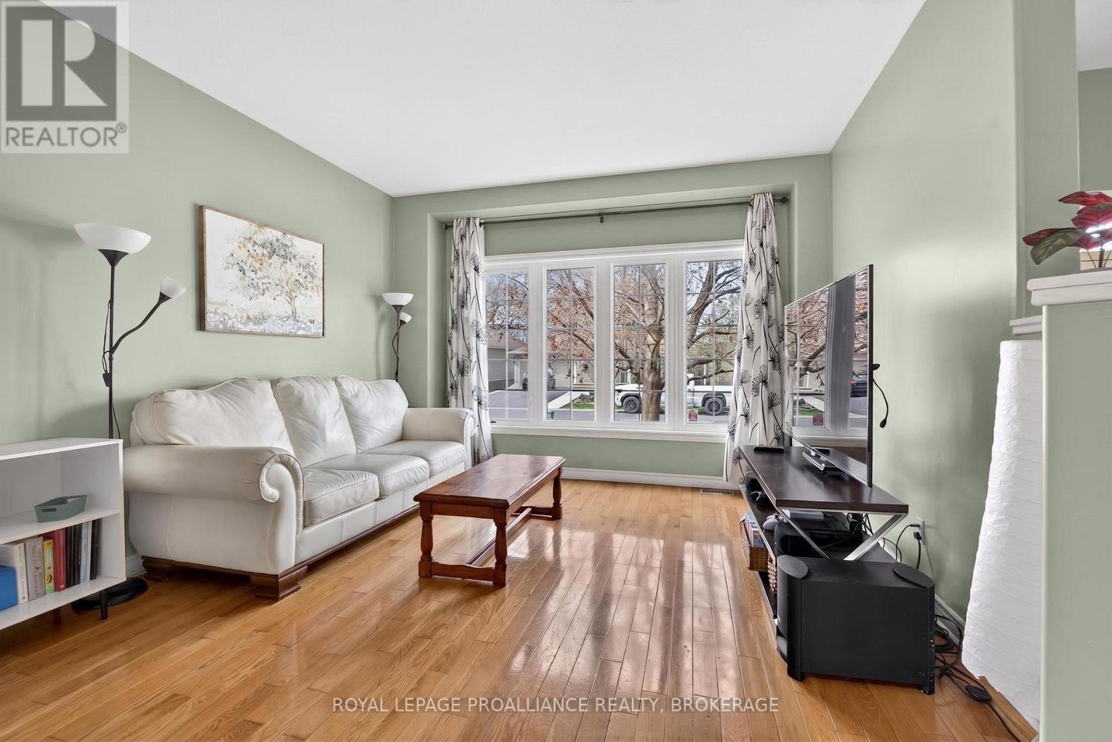 45 BISCAYNE STREET - 6