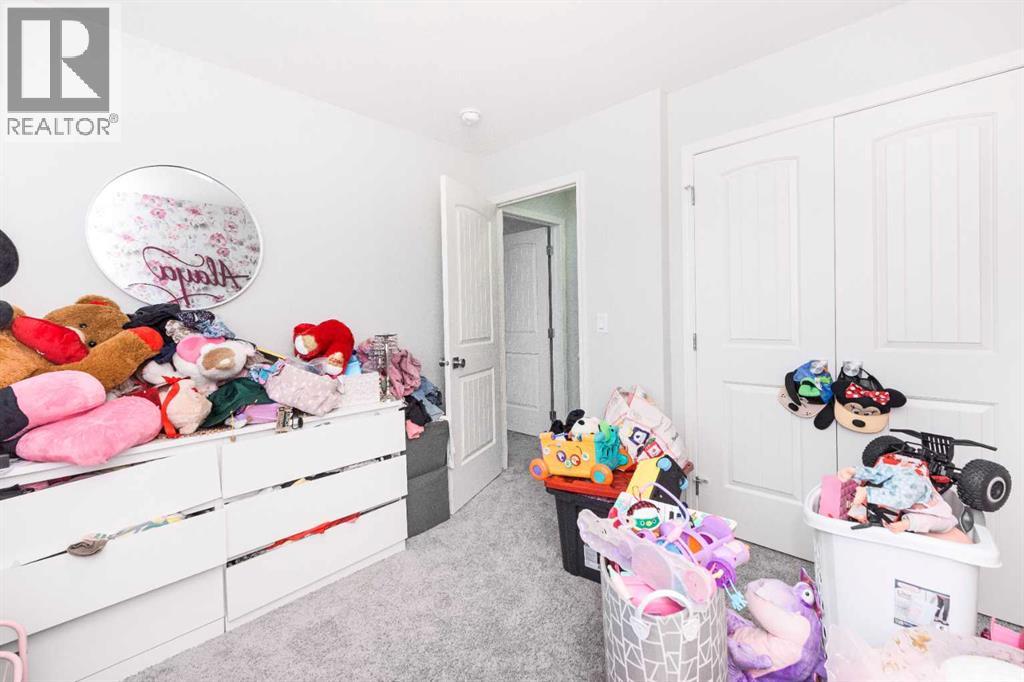 31 Cornerbrook Avenue NE - 23
