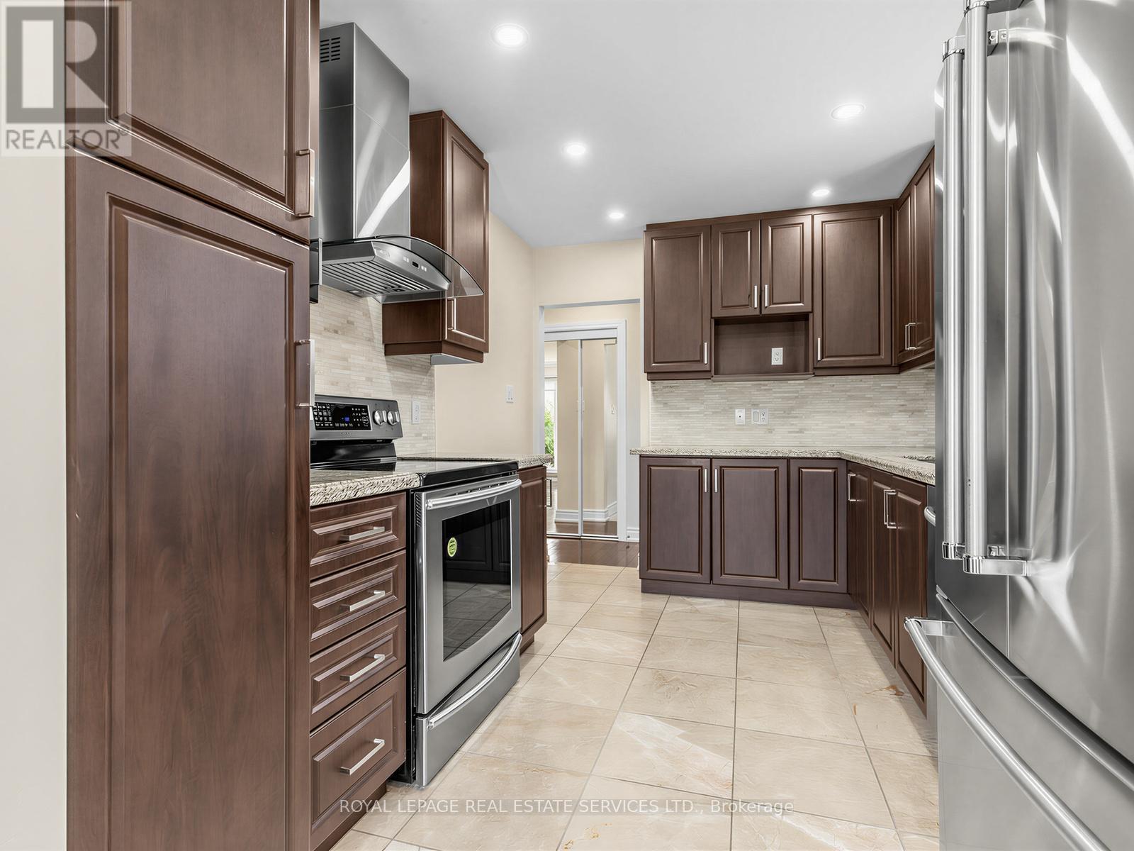 44 CARACAS ROAD - 18