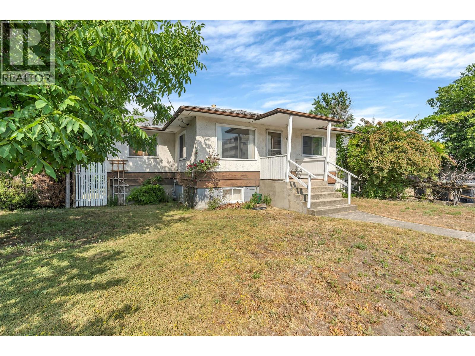 1049 Government Street - 25