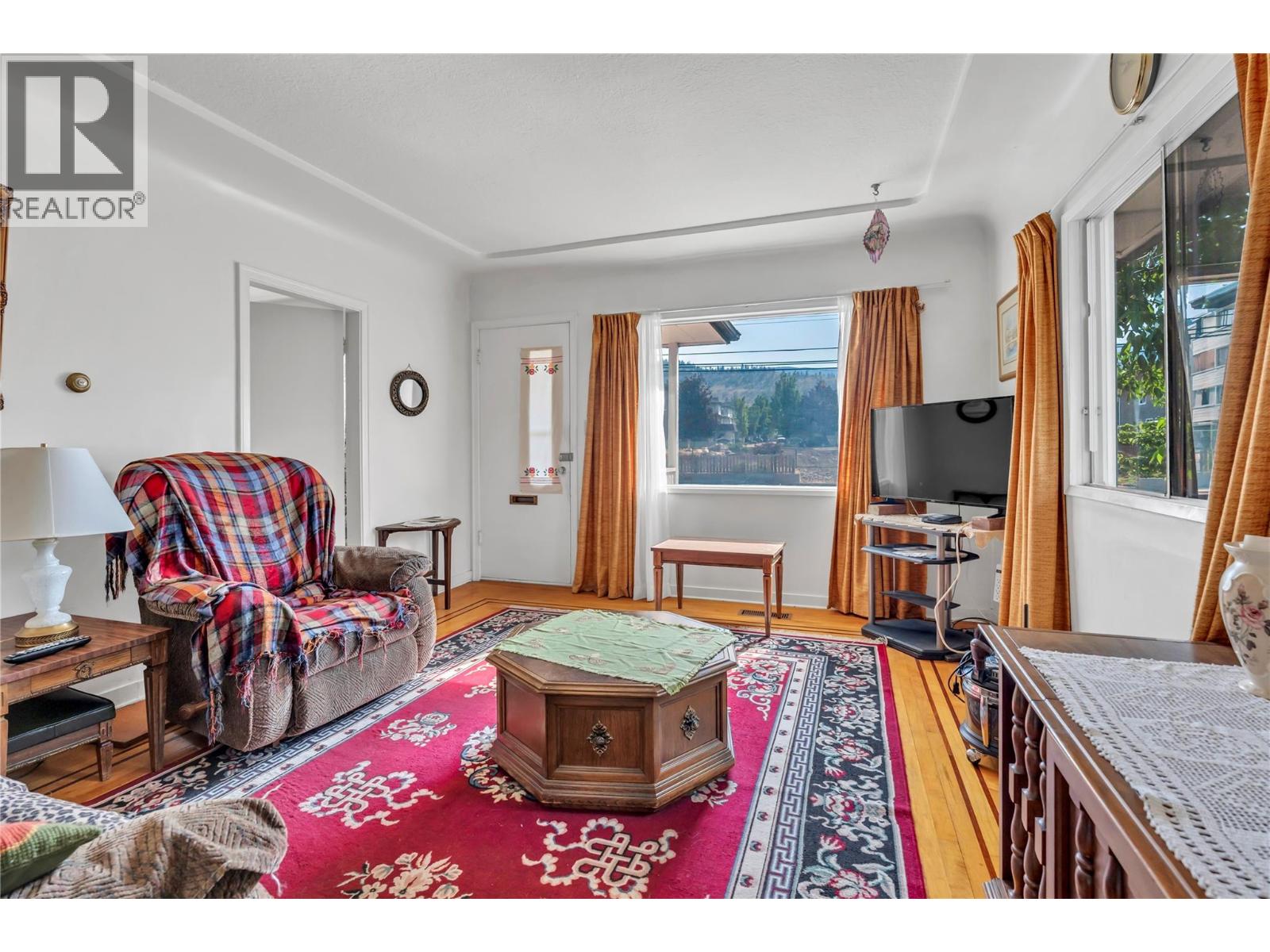 1049 Government Street - 3