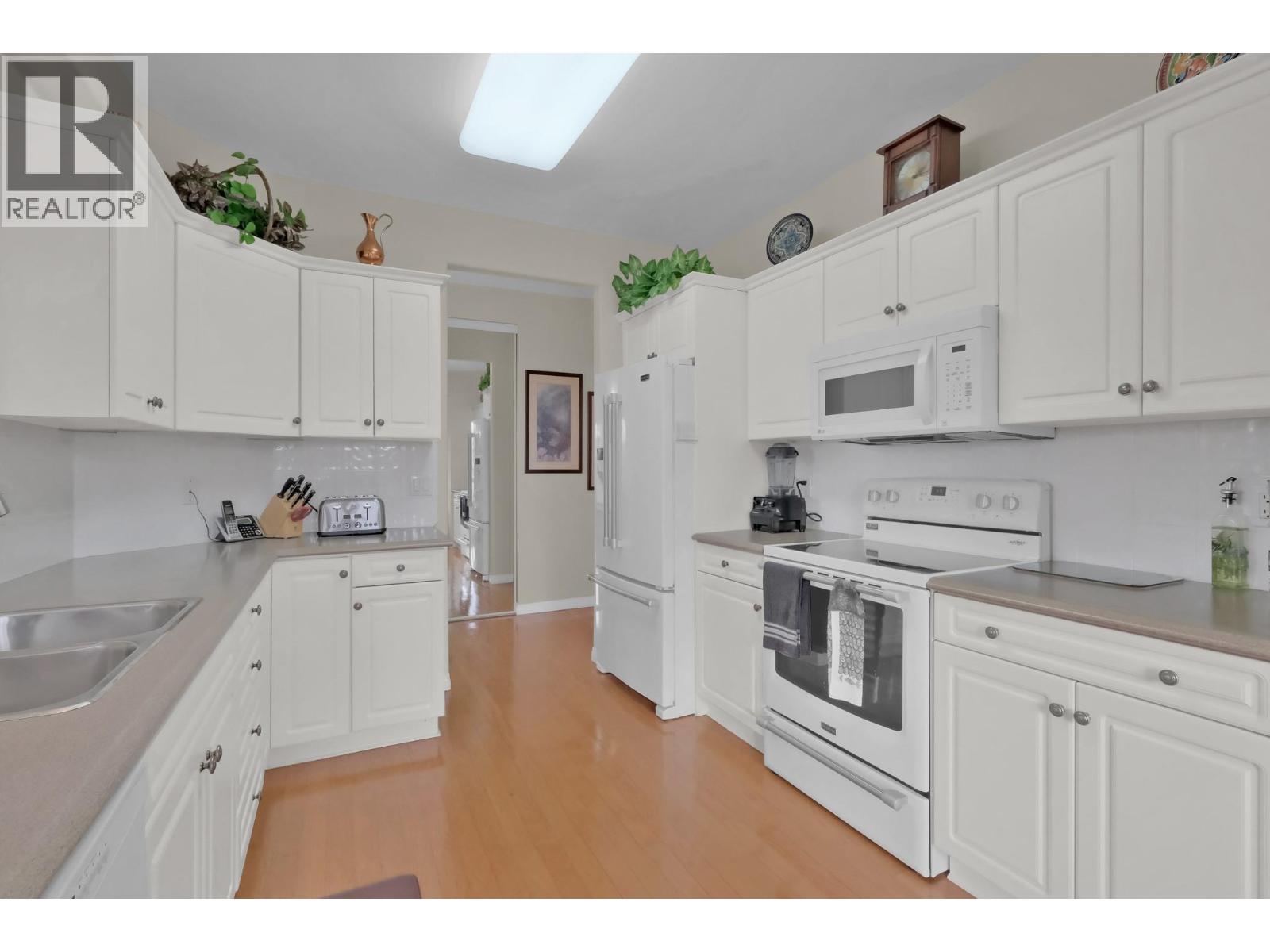 1962 Enterprise Way Unit# 407, Kelowna