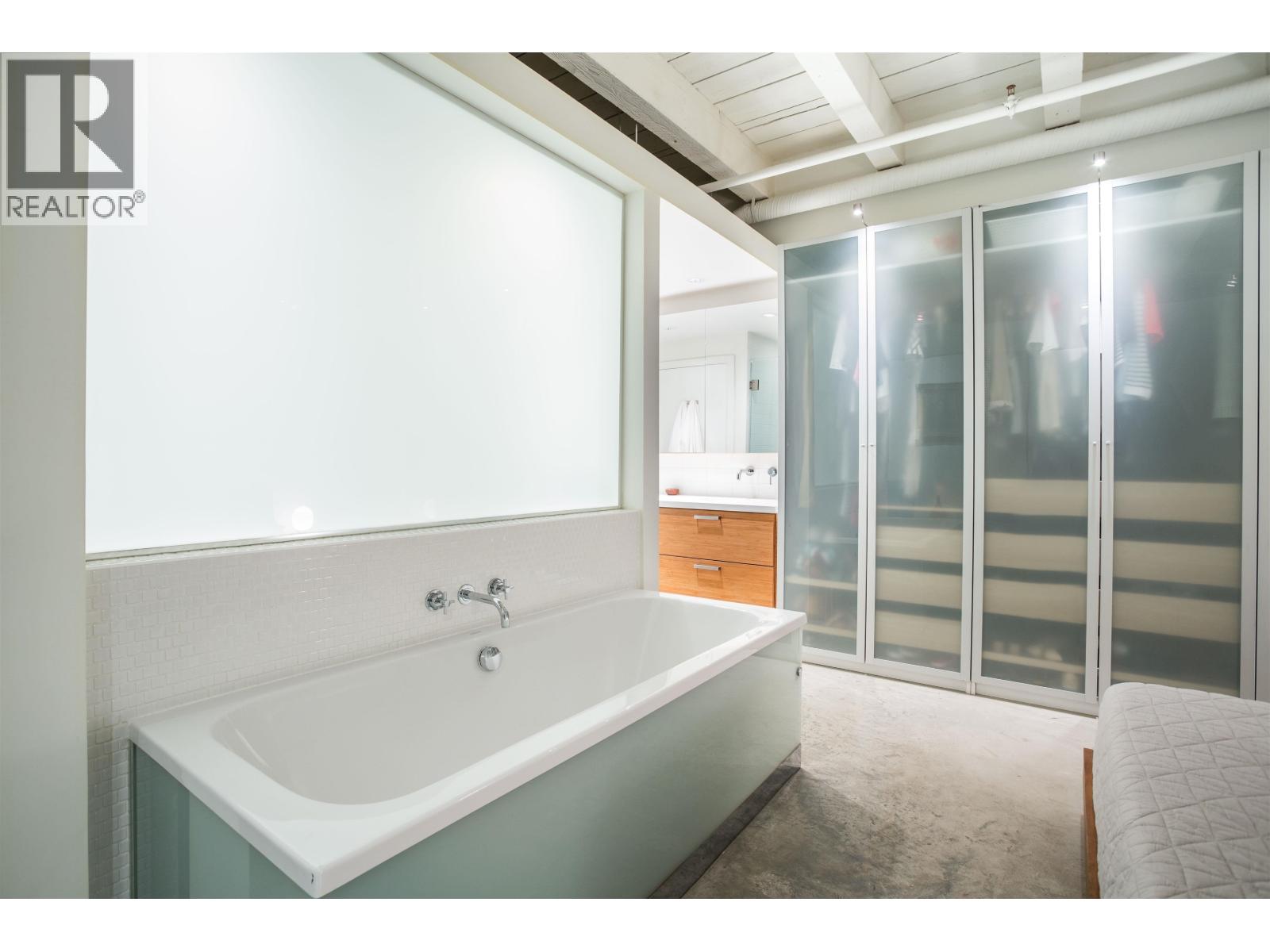 2 Bed, 2 Bath House for Sale in Vancouver – 303 55 E CORDOVA STREET, Vancouver - Image 25