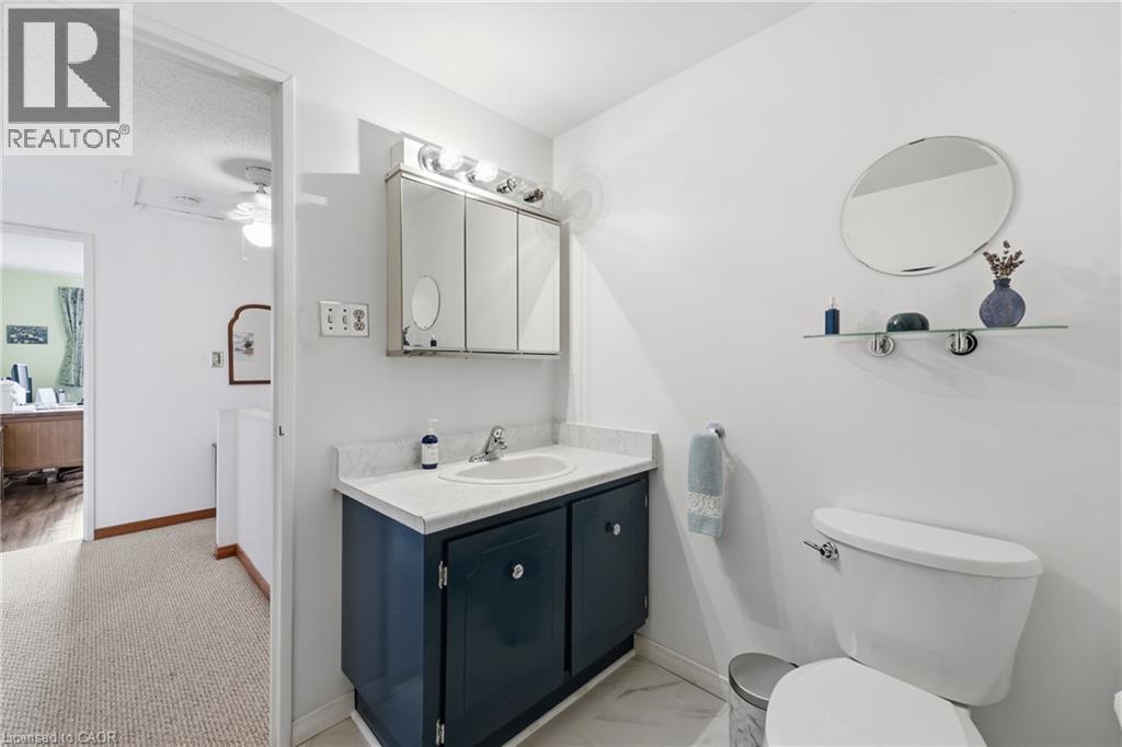 299 LIMERIDGE Ridge W Unit# 21, Hamilton, Ontario, L9C2V4 — Photo 29