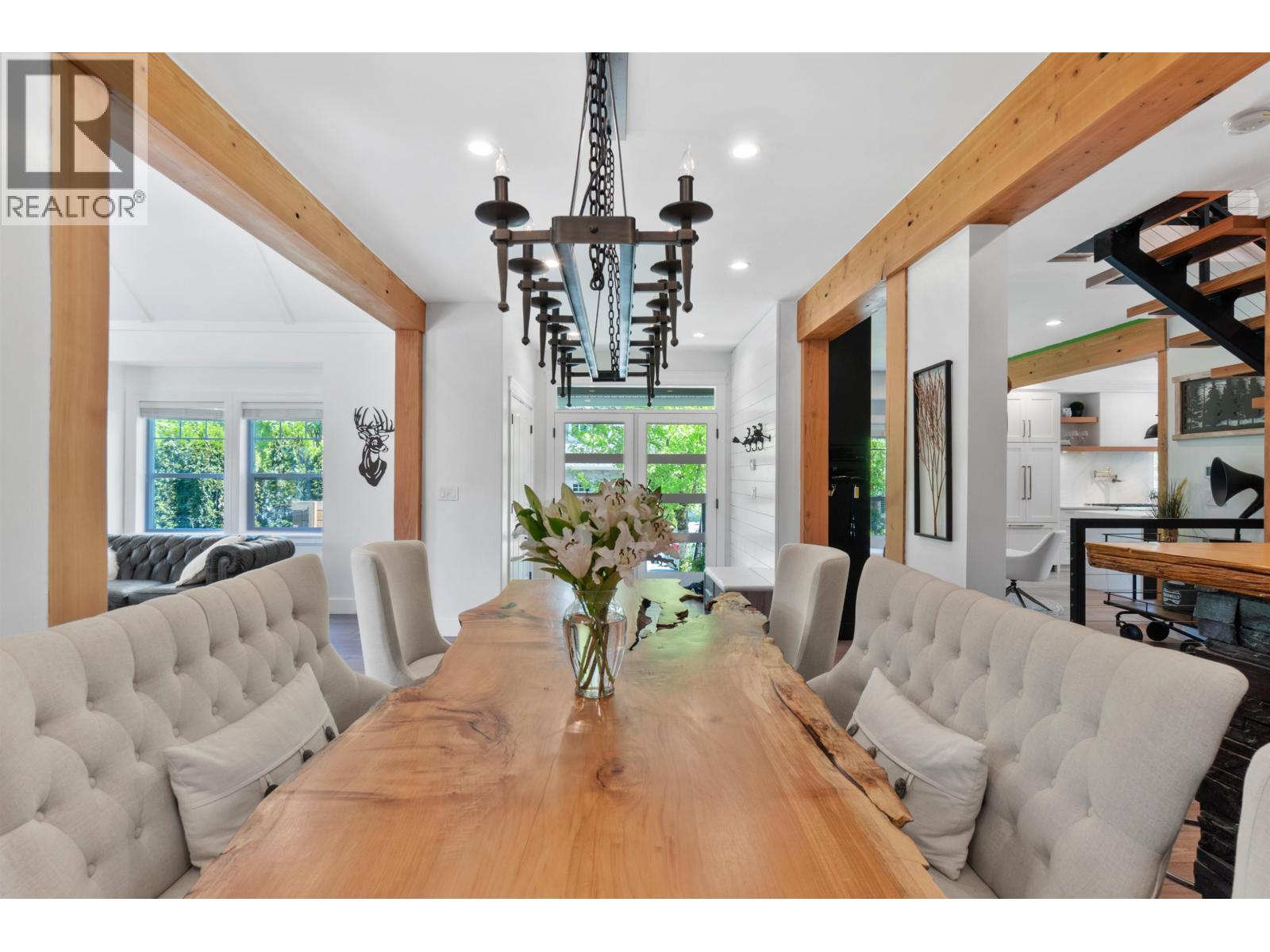 2995 STRANGWAY PLACE, Squamish