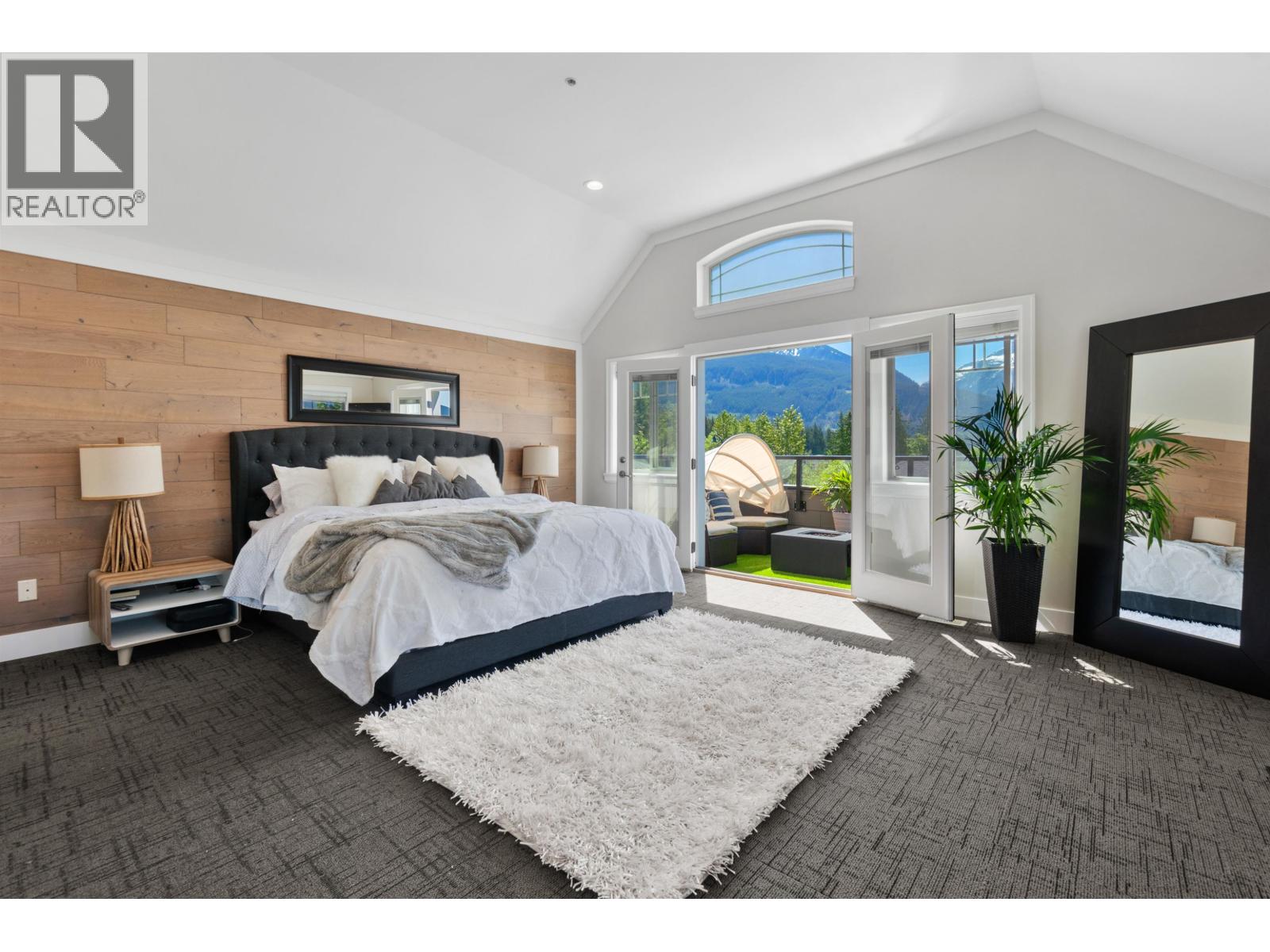 2995 STRANGWAY PLACE, Squamish