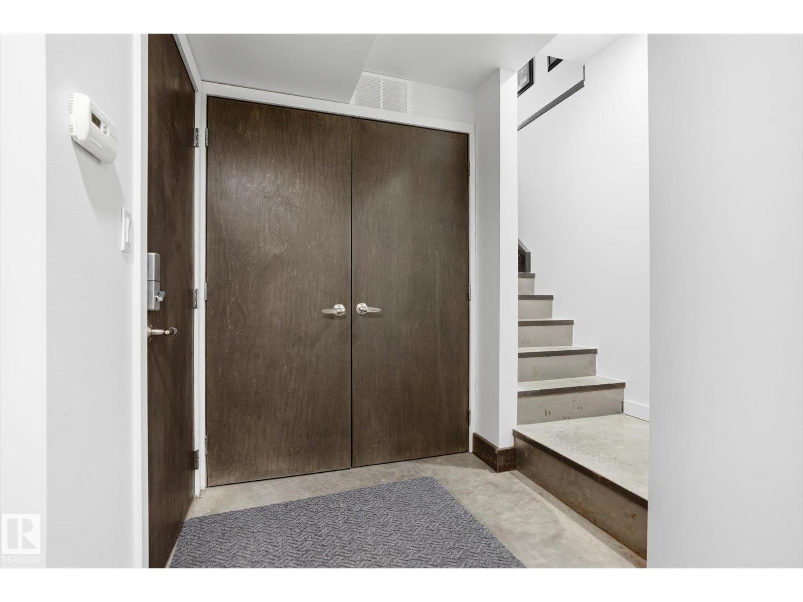 9012 98 ST NW - 34