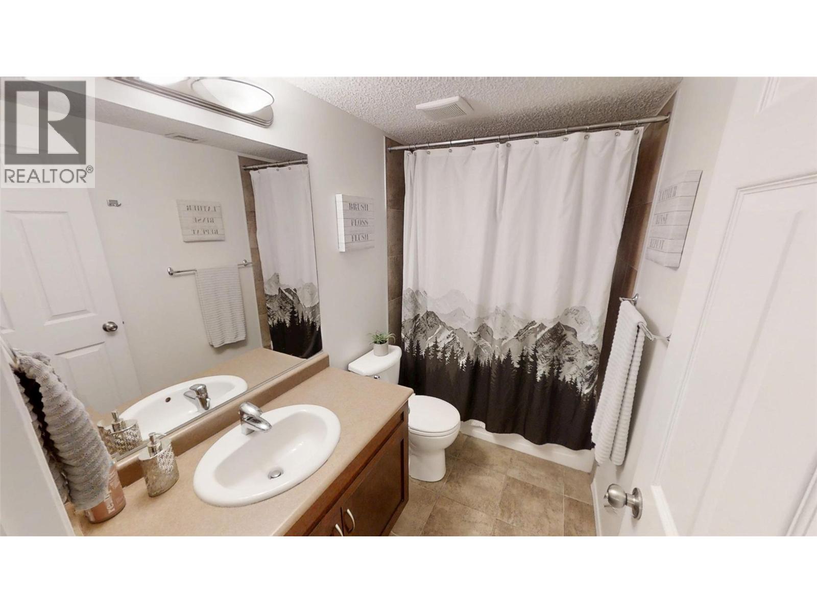 #3117 205 THIRD Avenue - 21