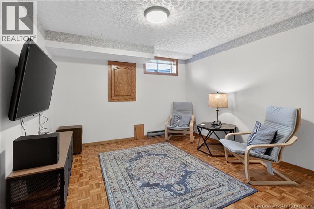 105 Redwood Drive - 40