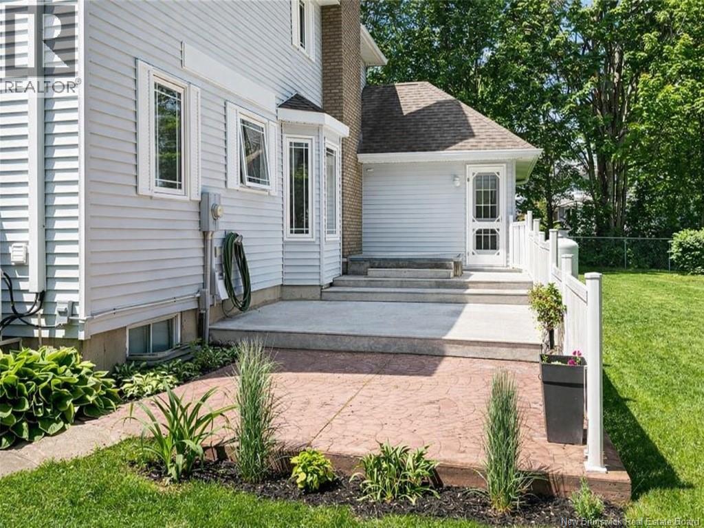 105 Redwood Drive - 45