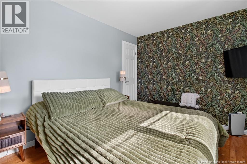 105 Redwood Drive - 37