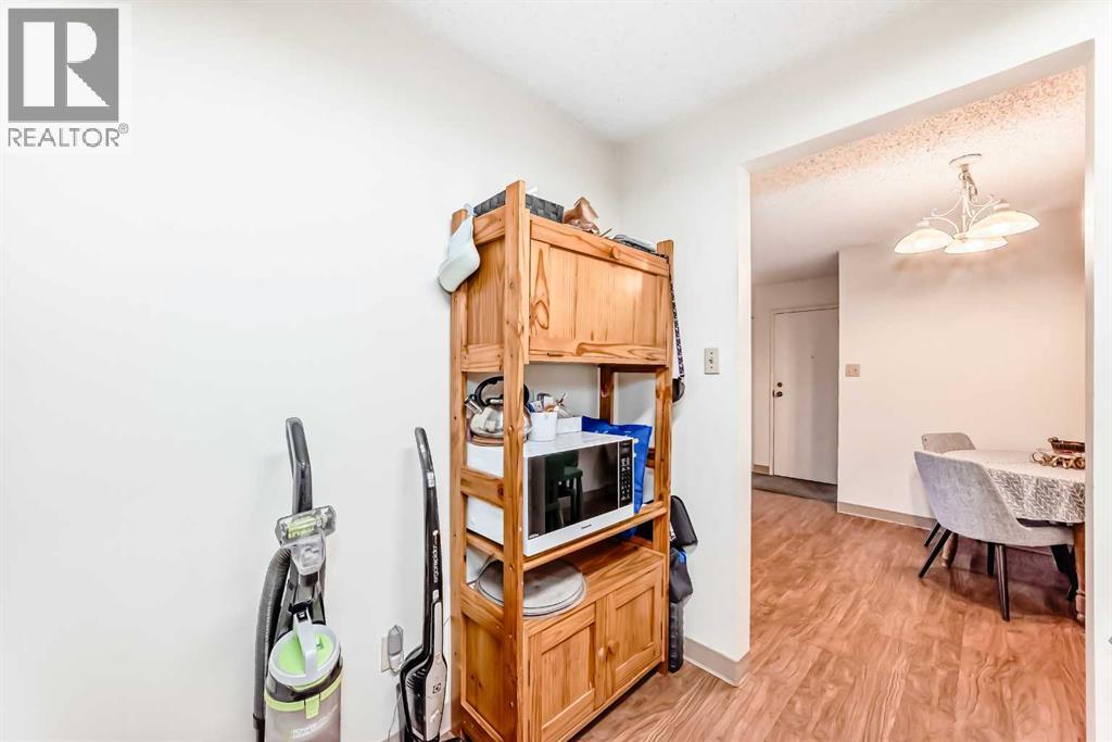 #5212 315 Southampton Drive SW - 8