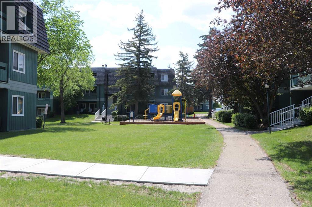 #5212 315 Southampton Drive SW - 35