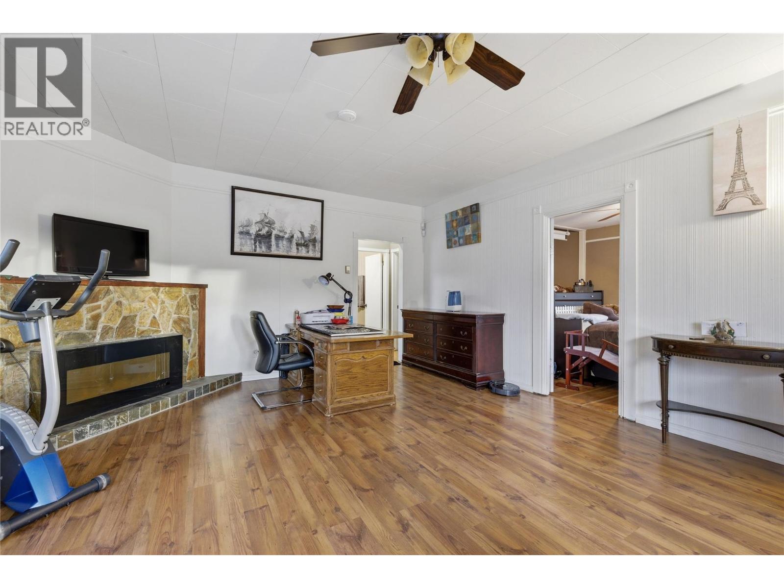 1941 Water Street - 13