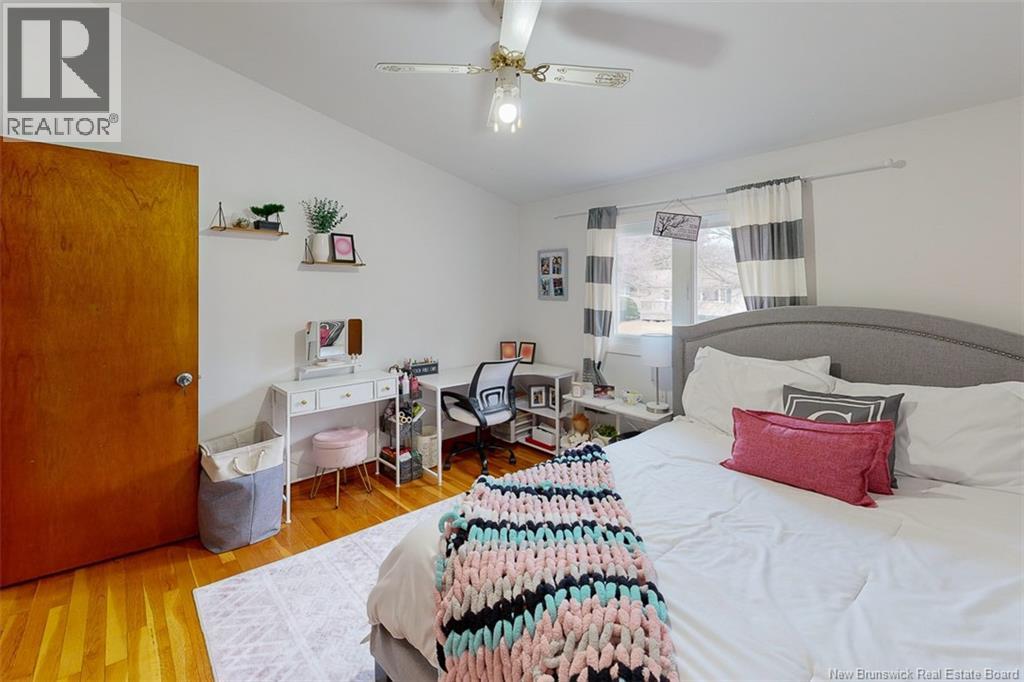 81 McNair Dr - 23