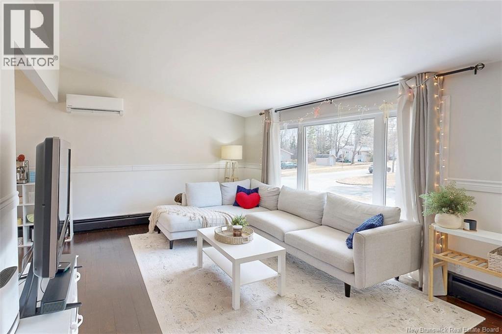 81 McNair Dr - Image 3