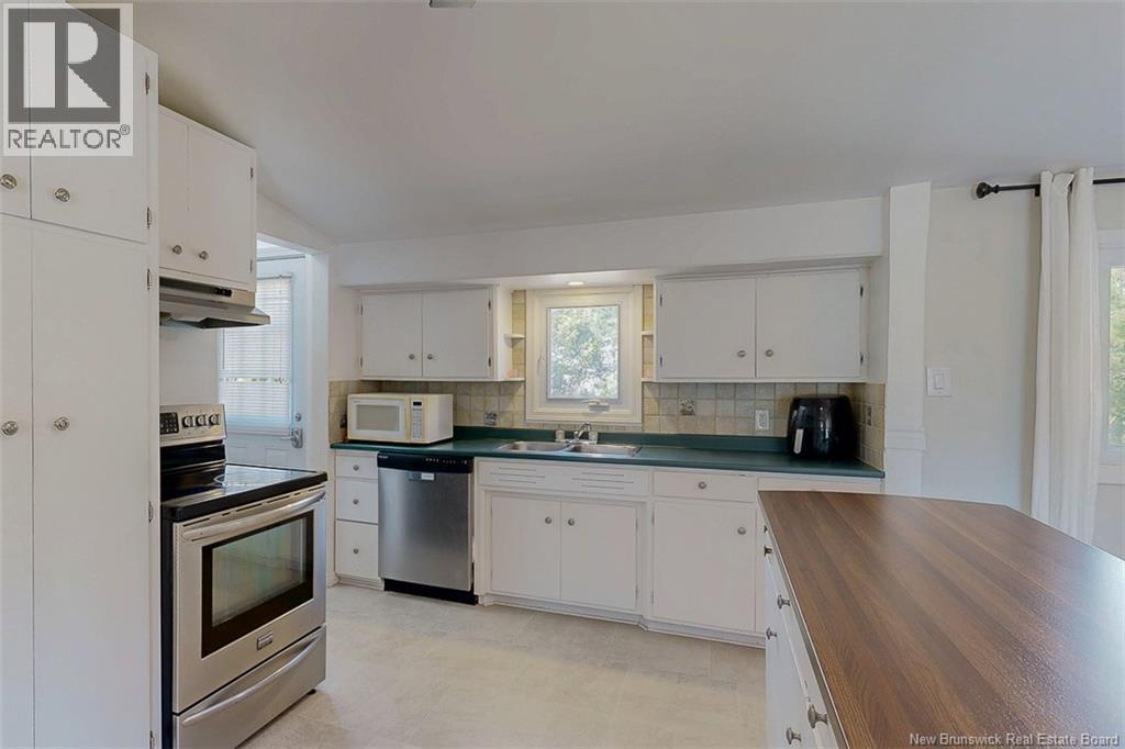 81 McNair Dr - 6