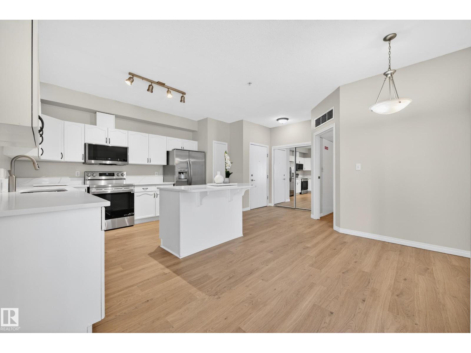 #222 4304 139 AV NW, Edmonton