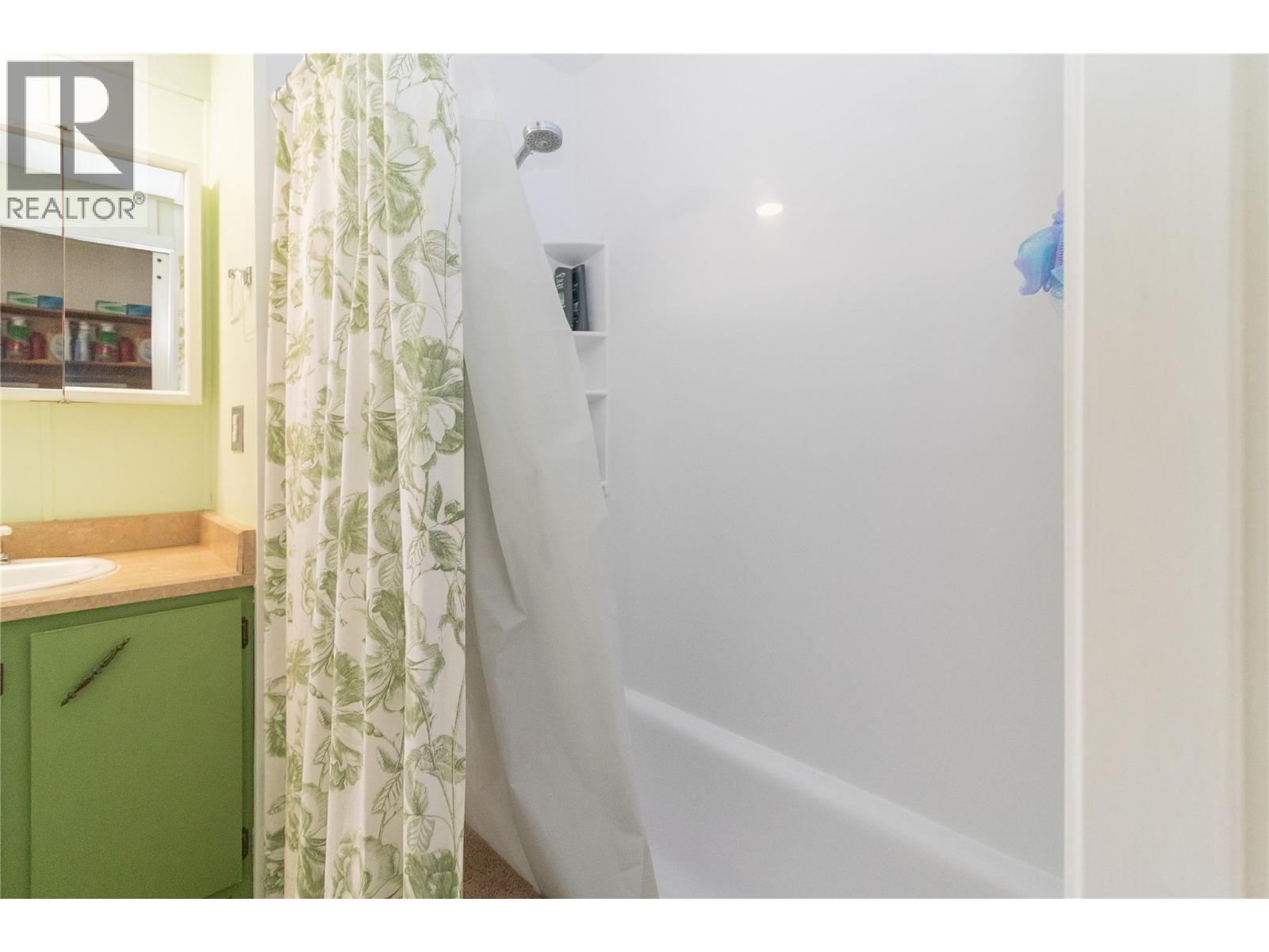 3745 Lakeshore Road Unit# 141, Kelowna