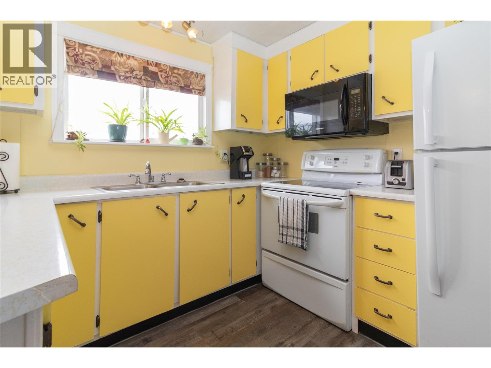 3745 Lakeshore Road Unit# 141, Kelowna