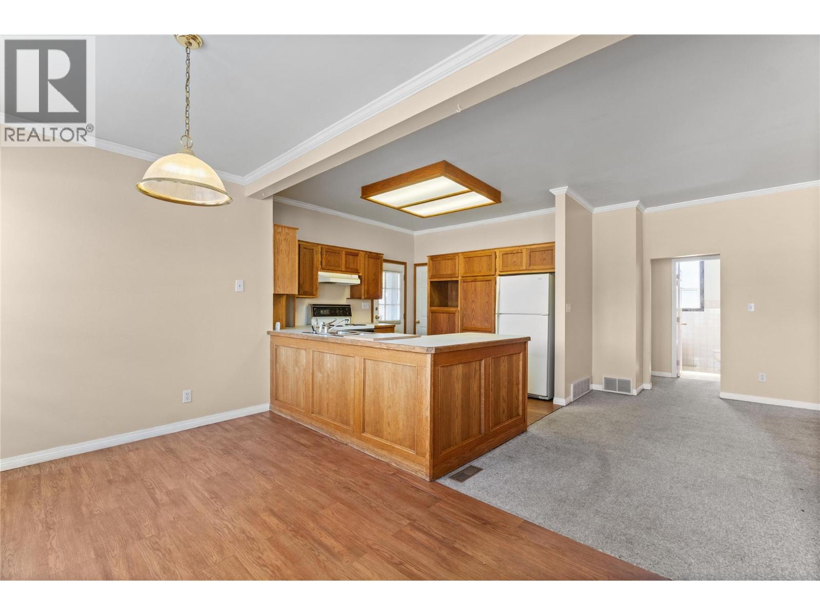  5041 75 Avenue Northeast, Salmon Arm