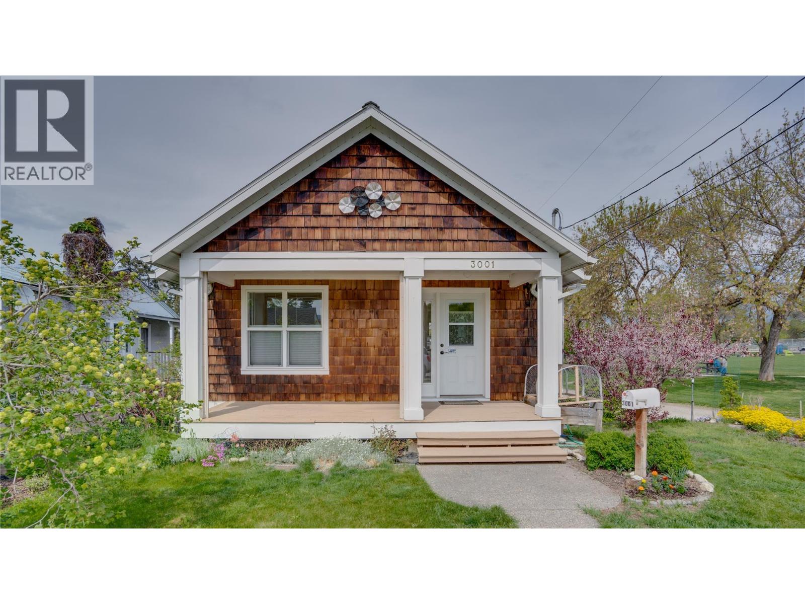 3001 18 Avenue, Vernon