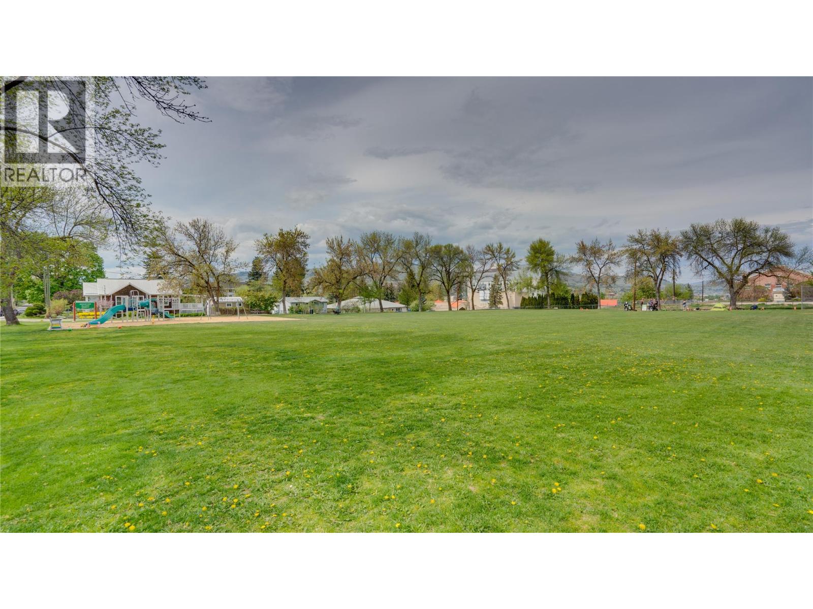 3001 18 Avenue, Vernon