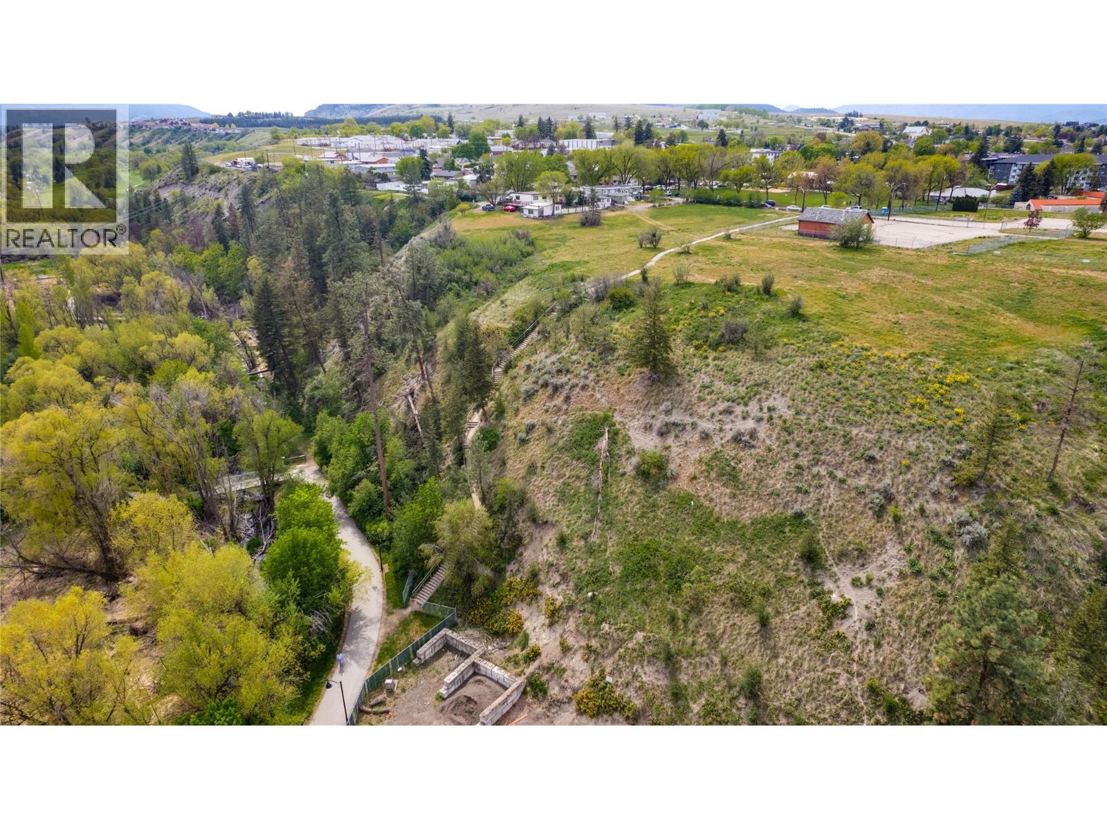 3001 18 Avenue, Vernon