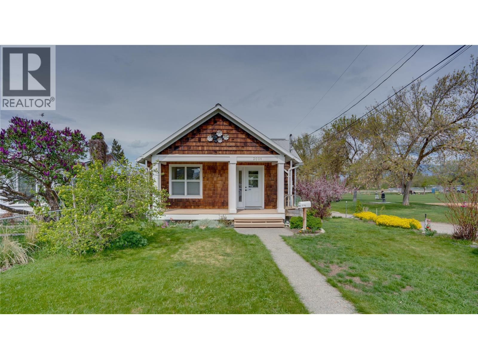 3001 18 Avenue, Vernon