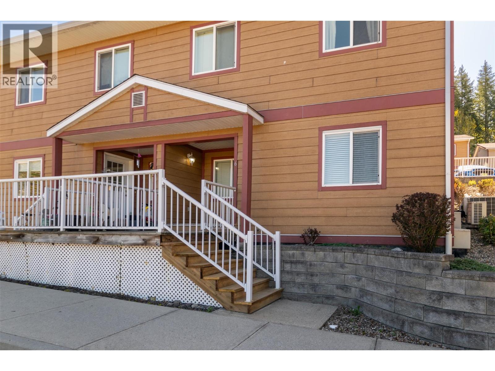 #6 1070 1 Street SE - 15