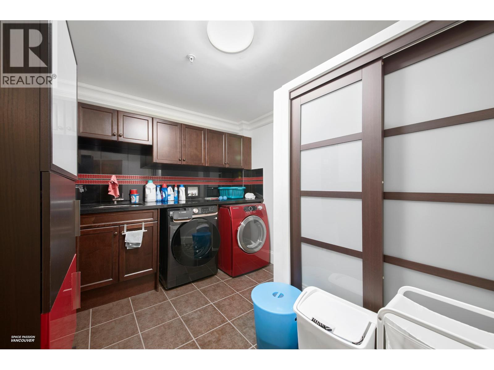 2262 W 36TH AVENUE, Vancouver