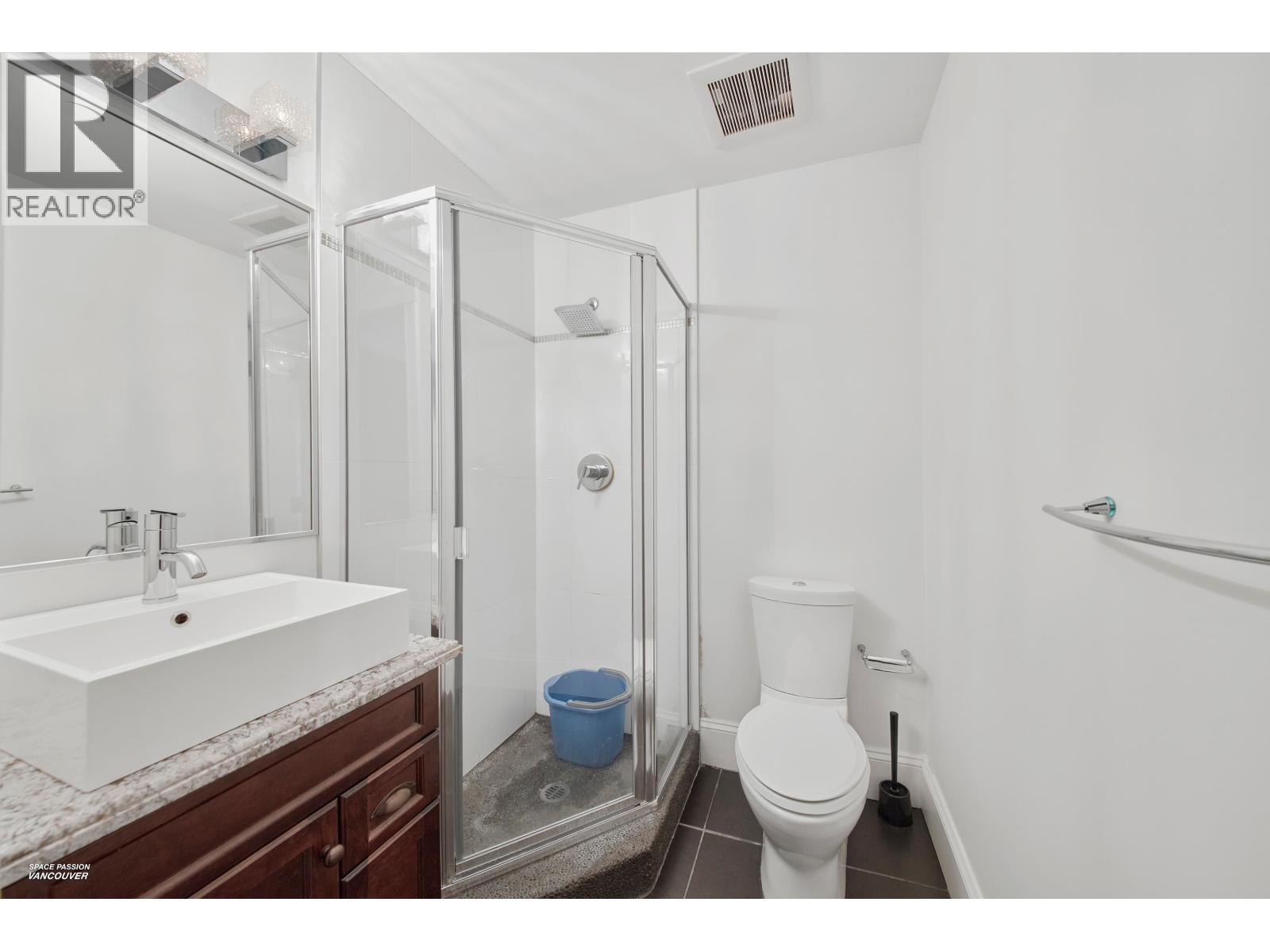 2262 W 36TH AVENUE, Vancouver