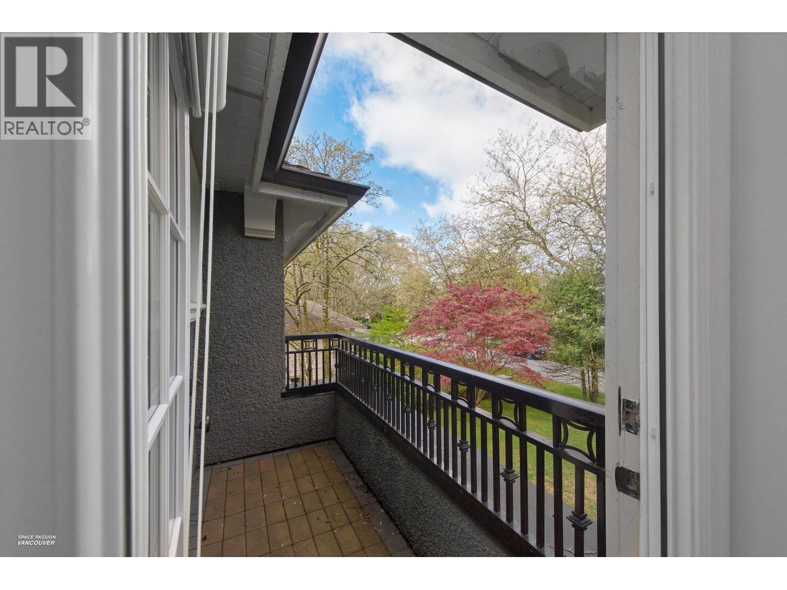 2262 W 36TH AVENUE, Vancouver
