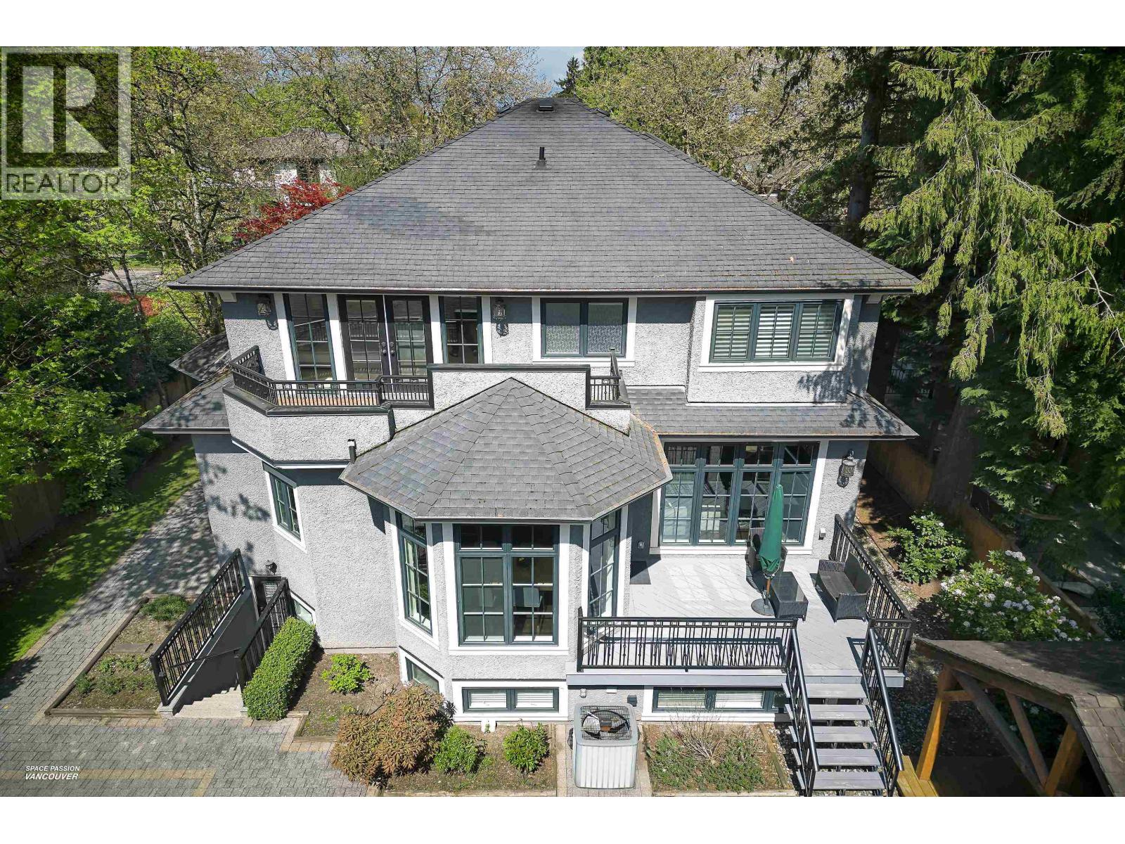 2262 W 36TH AVENUE, Vancouver