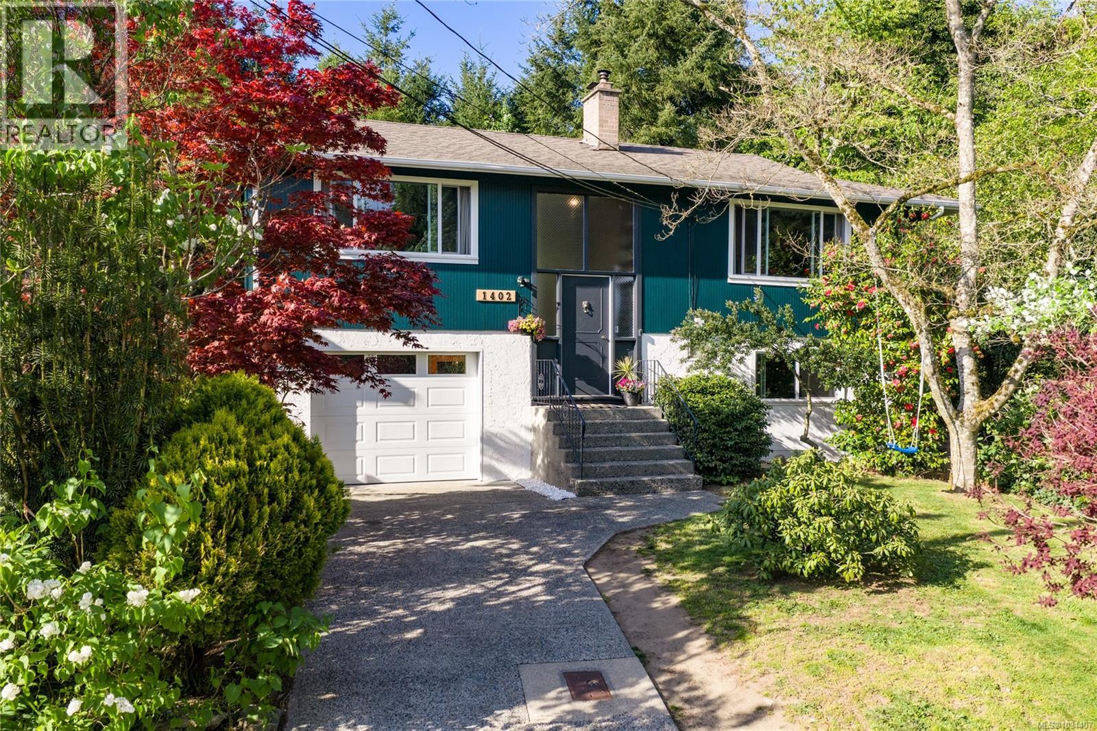 1402 White St - 1