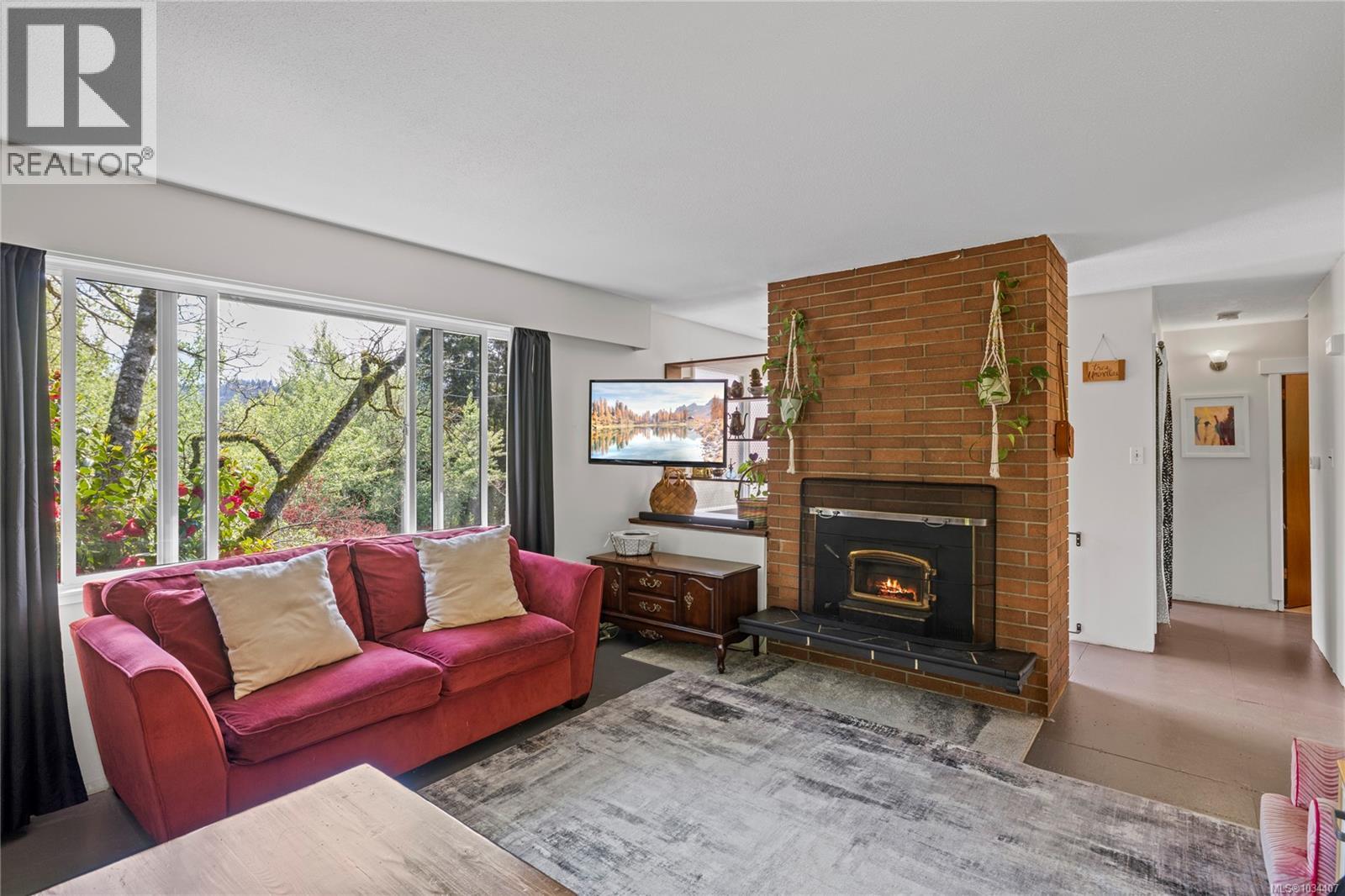 1402 White St - 12