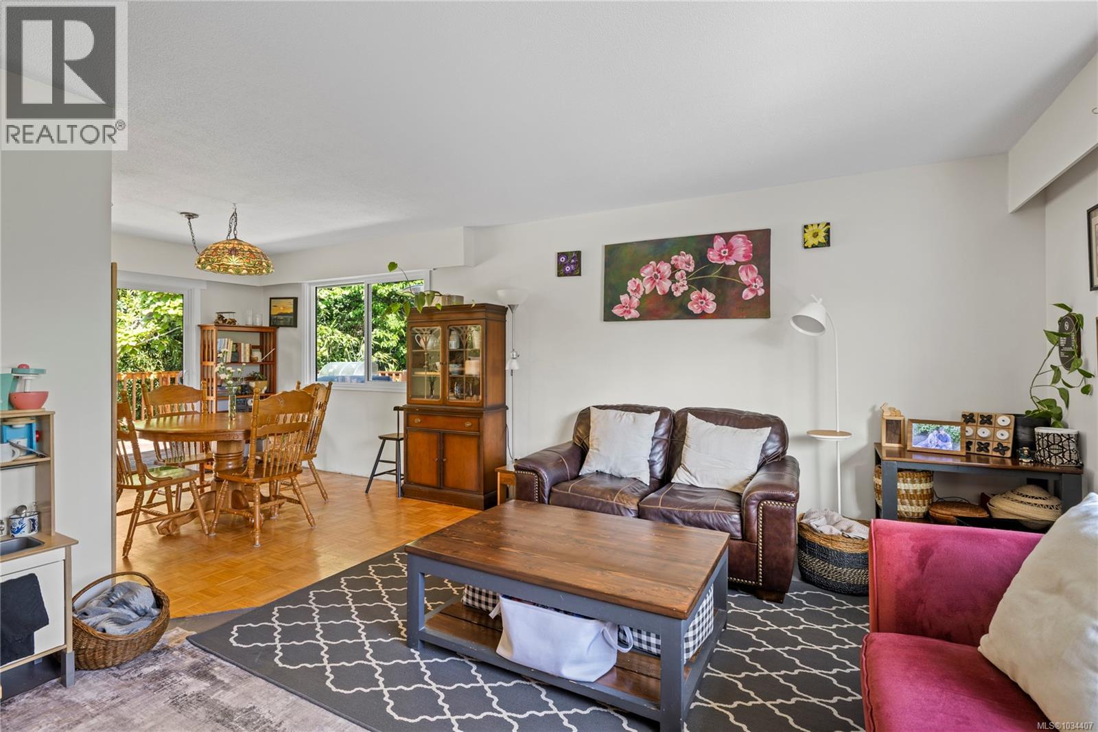1402 White St - 14