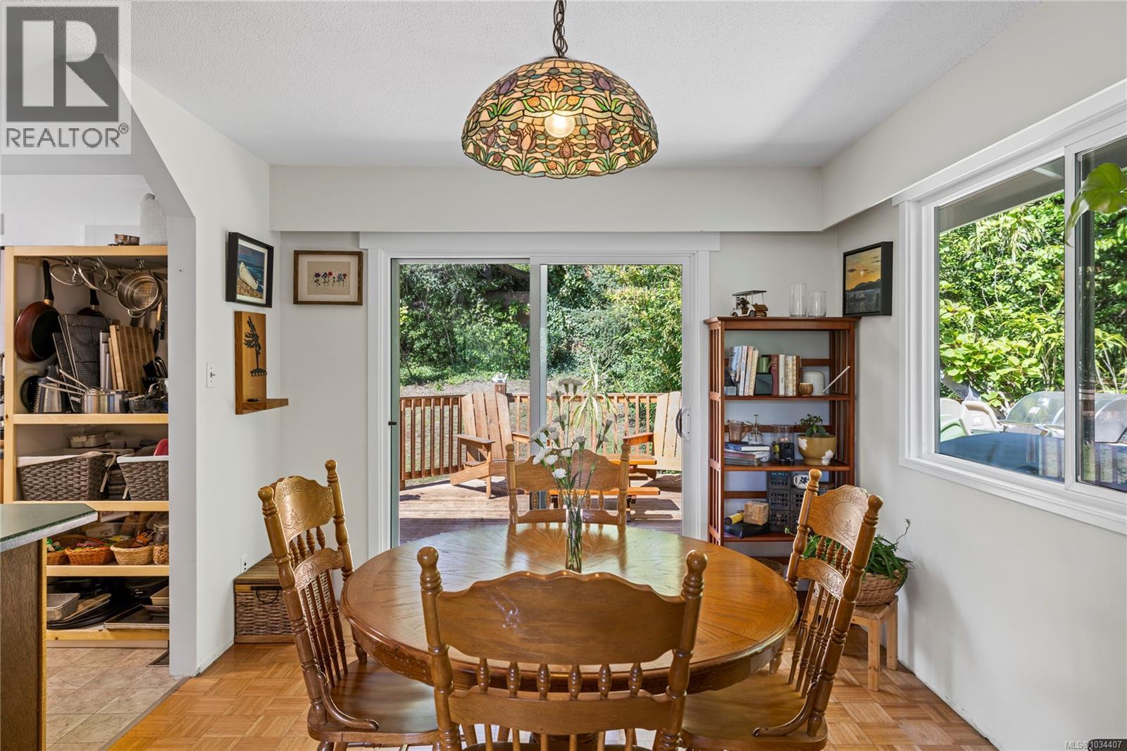 1402 White St - 4
