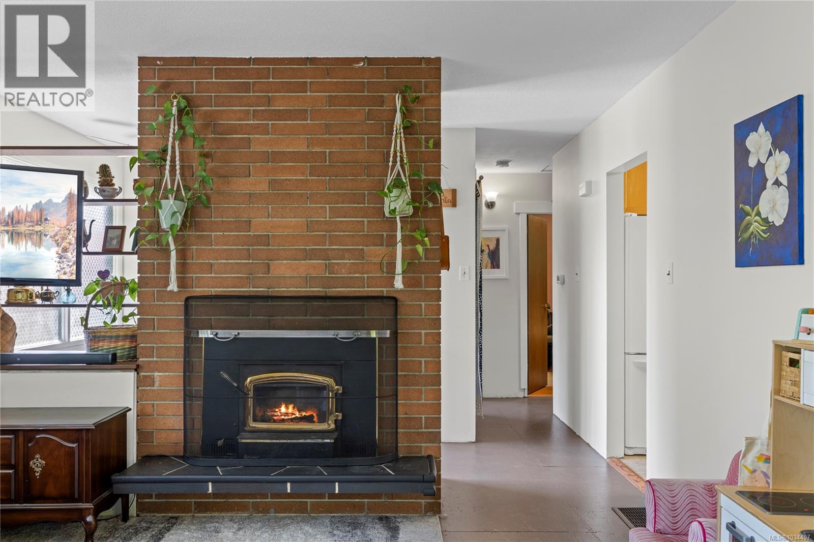 1402 White St - 5