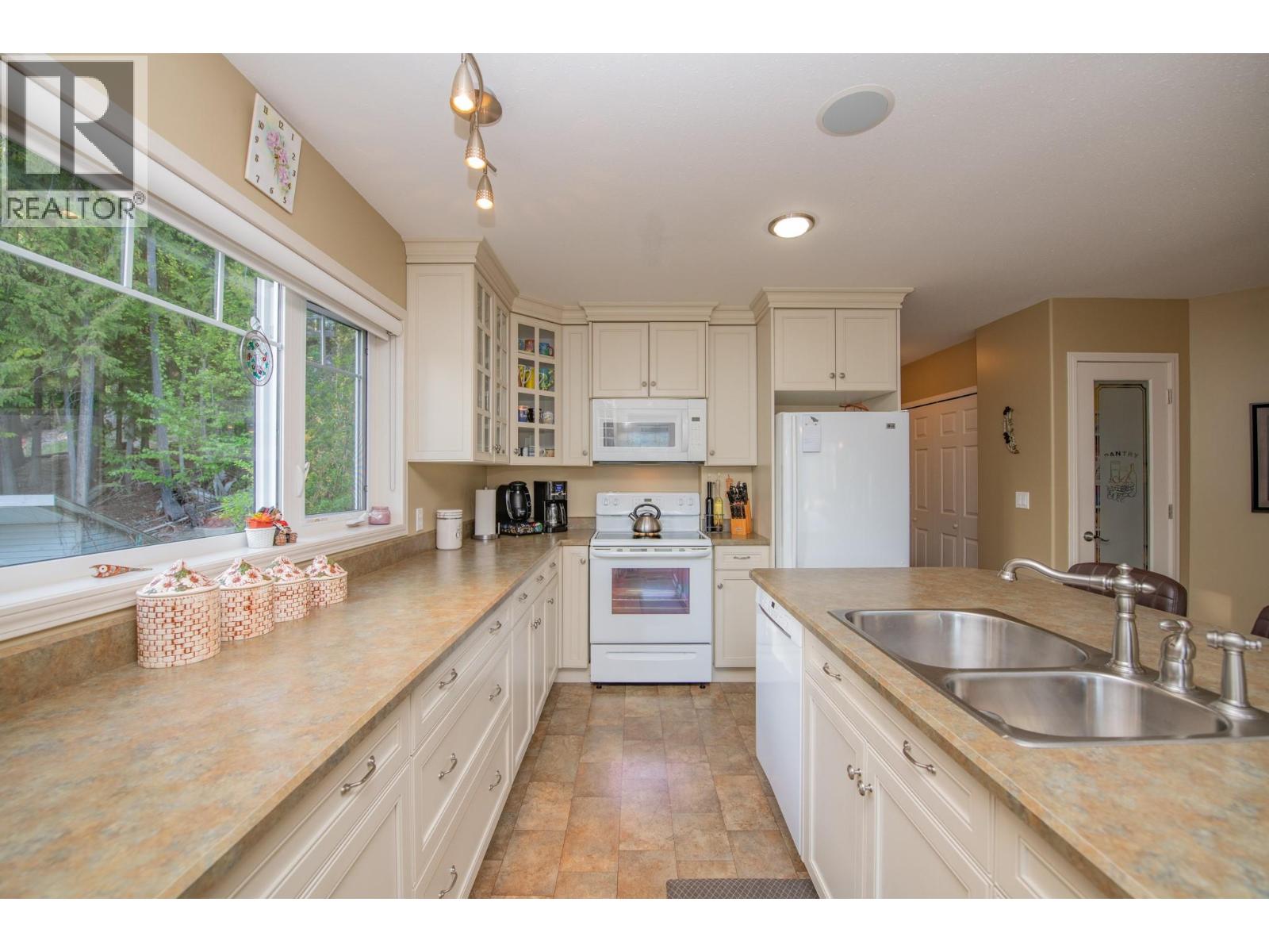 7531 Lonneke Trail - 11