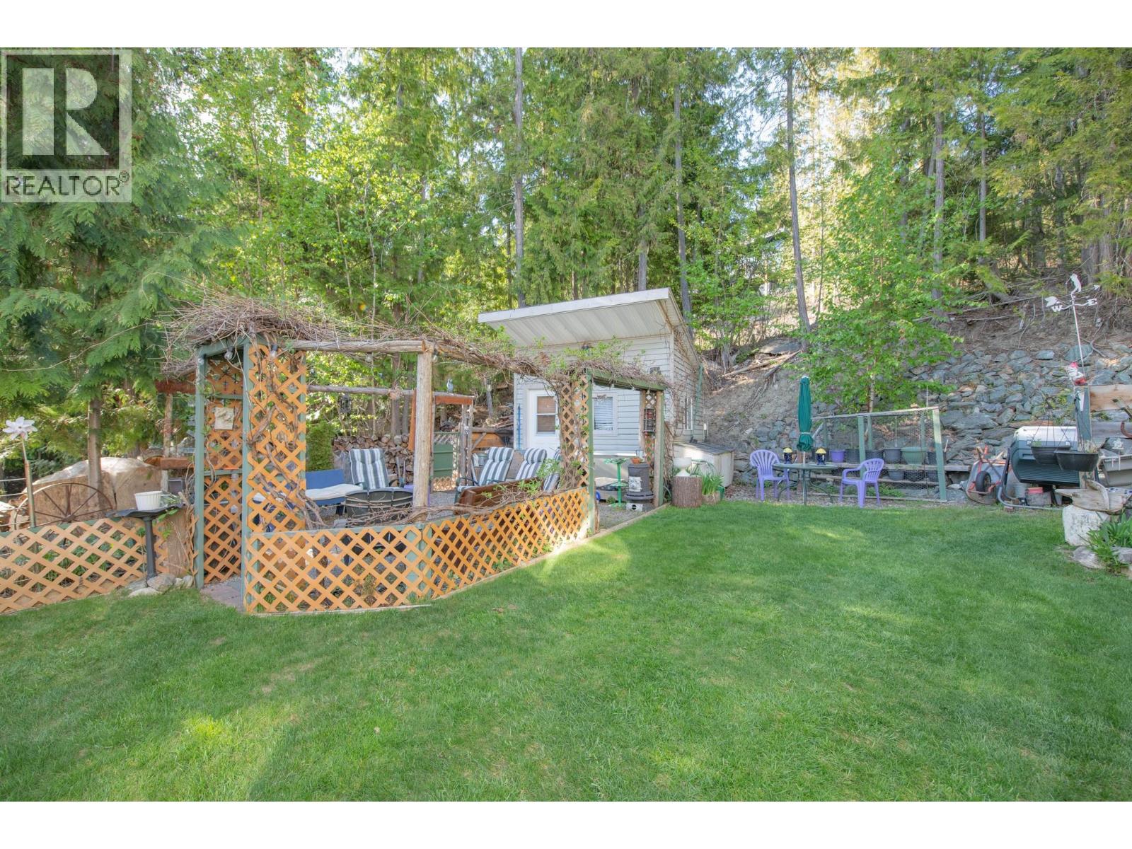 7531 Lonneke Trail - 44