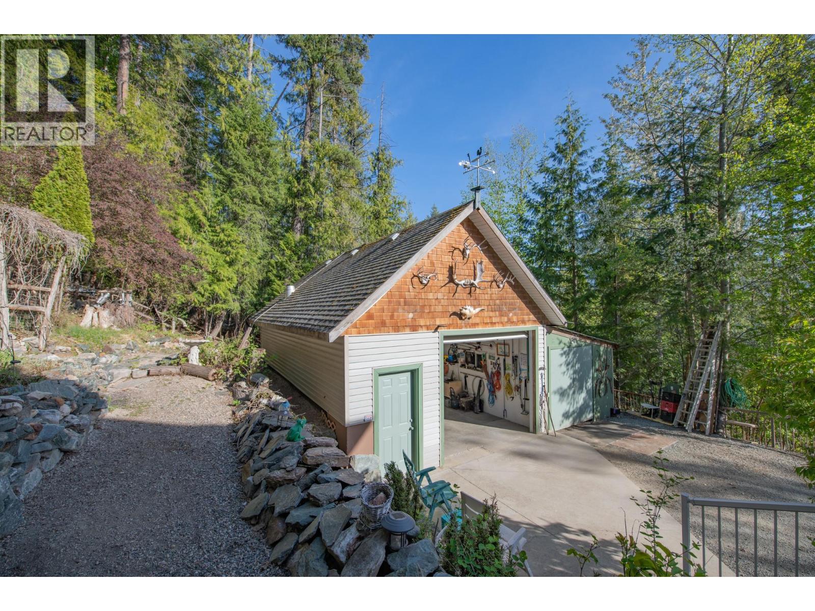 7531 Lonneke Trail - 55
