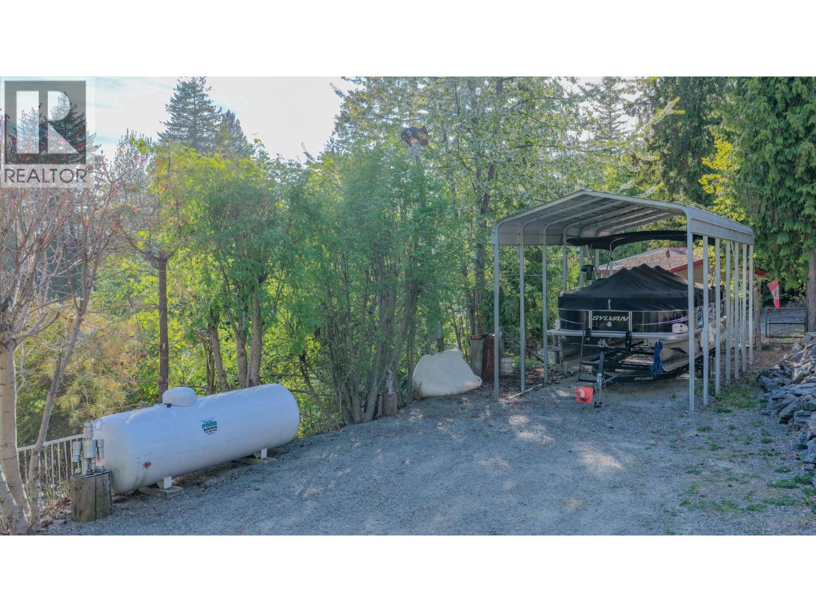 7531 Lonneke Trail - 74