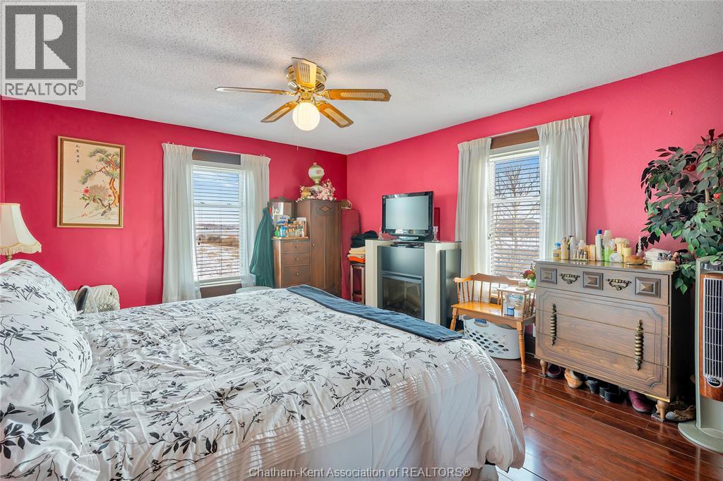 22912 Merlin ROAD - 19