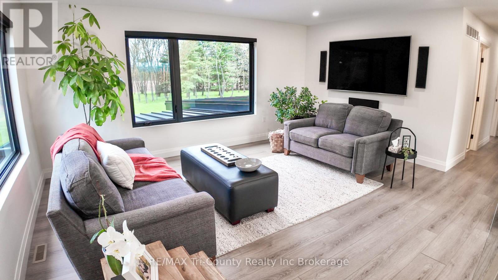 8987 POWERS ROAD - 16