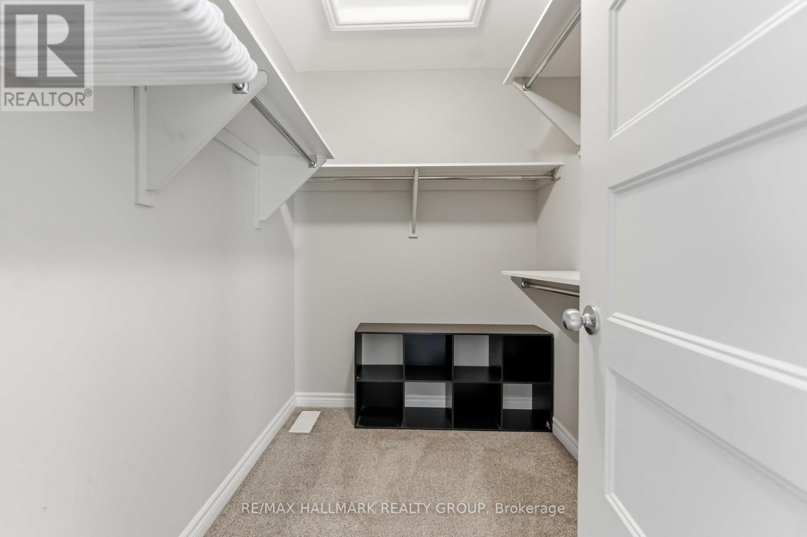 534 HYSSOP STREET - 22