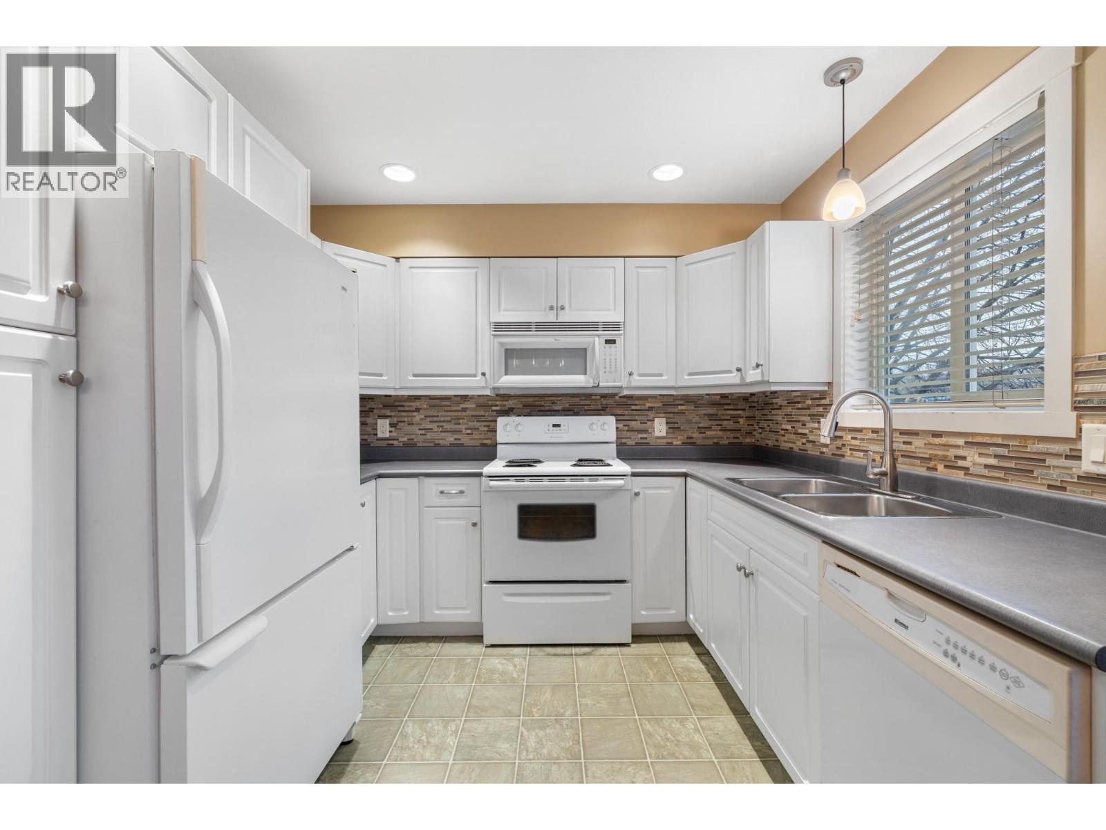 124 Mills Road Unit# 6, Kelowna