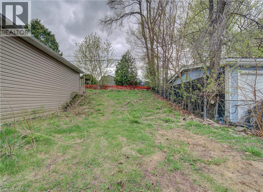 222 COOPER Street - 36